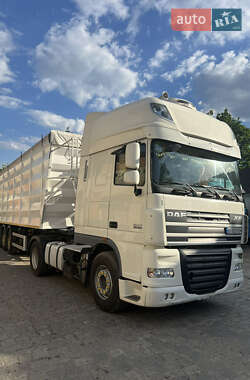 Тягач DAF XF 105 2011 в 