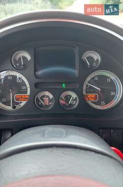 Тягач DAF XF 105 2006 в 