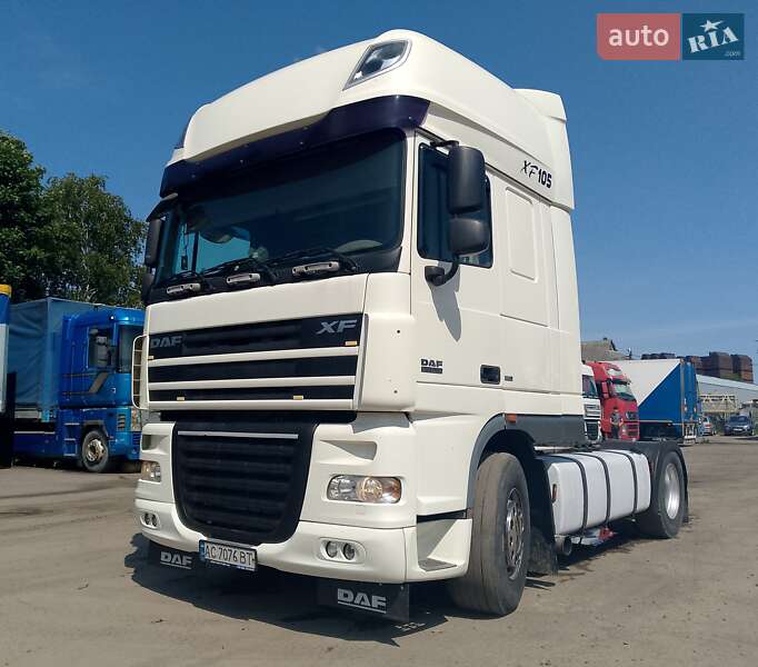 Тягач DAF XF 105 2010 в 