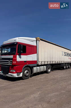 Тягач DAF XF 105 2011 в 