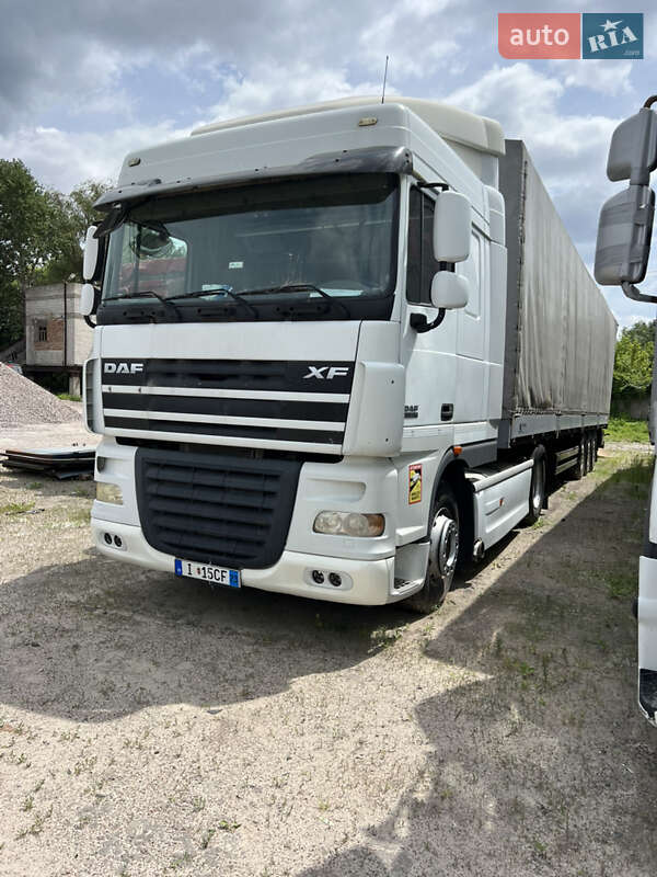 Тягач DAF XF 105 2012 в Чернигове