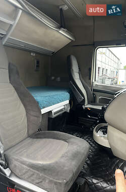 Тягач DAF XF 105 2011 в 