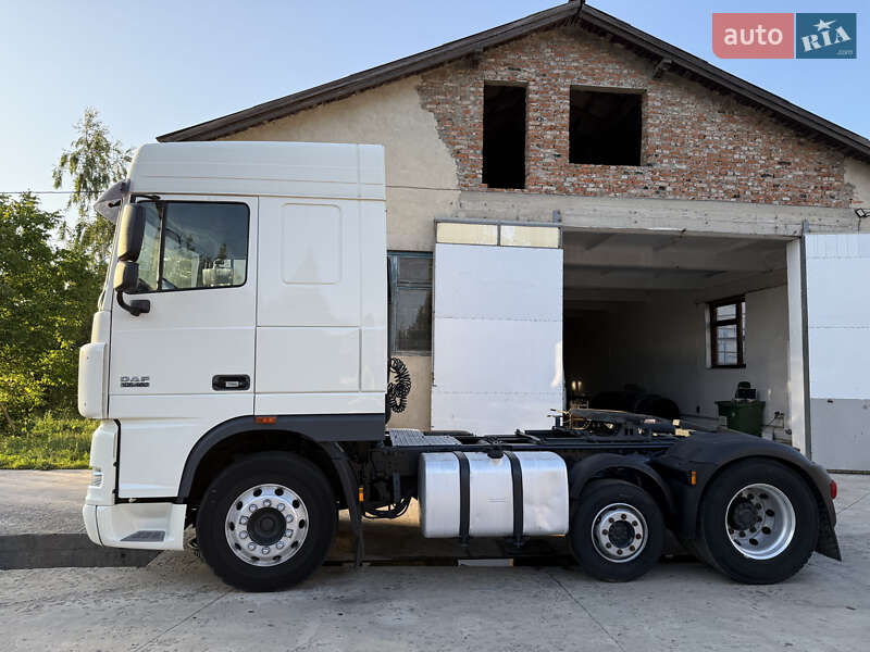 Тягач DAF XF 105 2012 в Бучачі