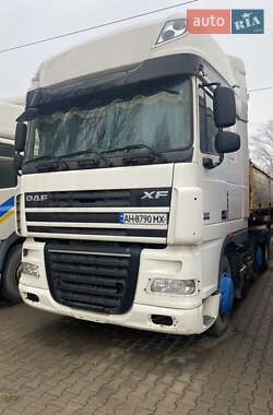 Тягач DAF XF 105 2011 в 