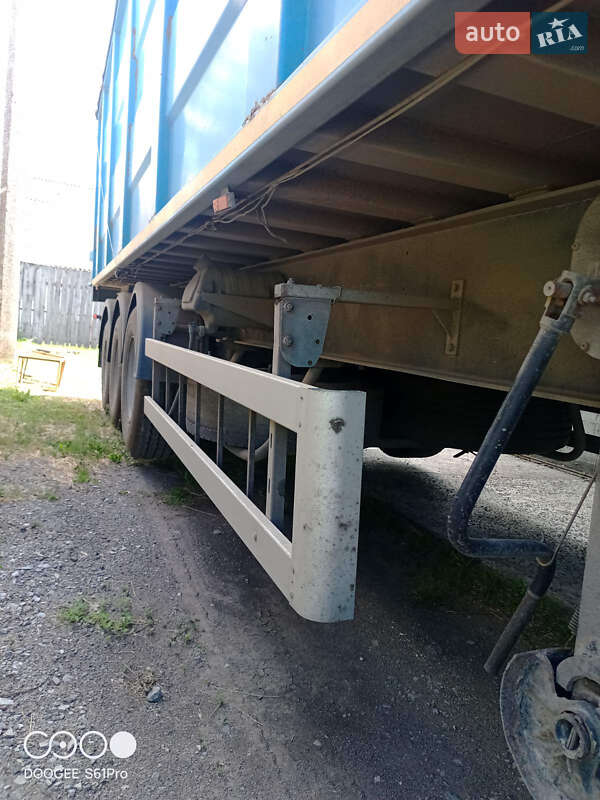 Тягач DAF XF 105 2009 в Лановцах