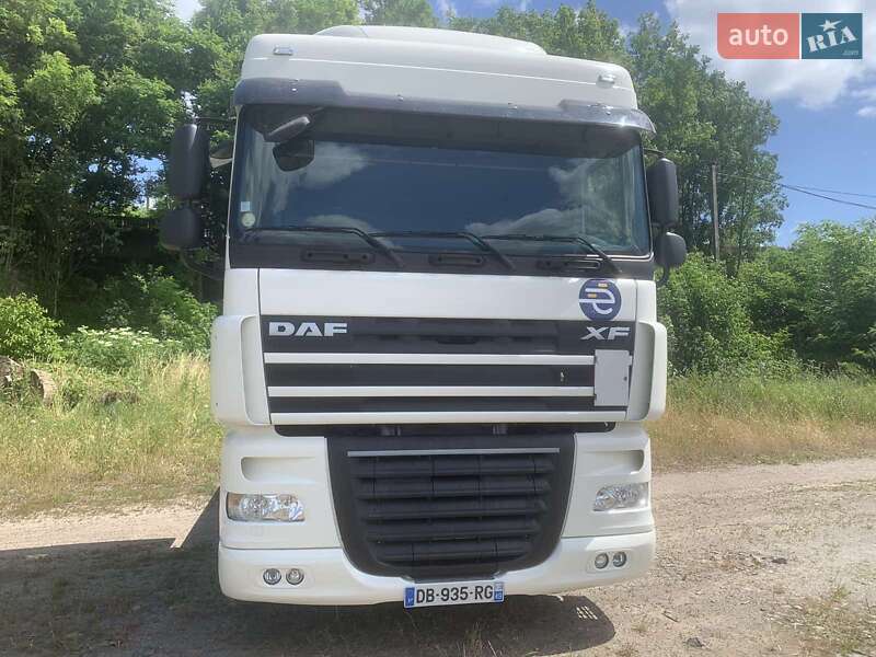 Тягач DAF XF 105 2013 в Виннице