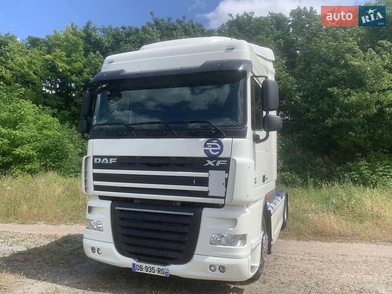 Тягач DAF XF 105 2013 в Виннице