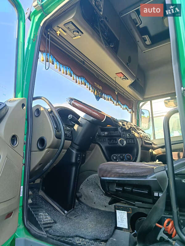 Тягач DAF XF 105 2006 в Одессе