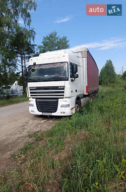 Тягач DAF XF 105 2013 в Чернигове