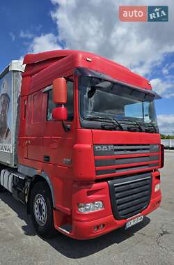 Тягач DAF XF 105 2010 в 
