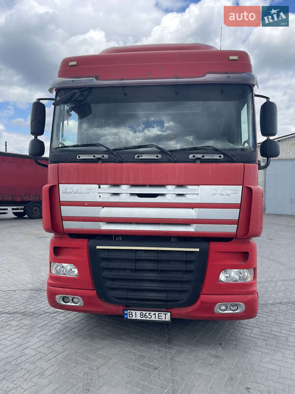 Тягач DAF XF 105 2007 в 