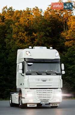 Тягач DAF XF 105 2009 в 