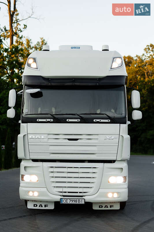 Тягач DAF XF 105 2009 в Черновцах