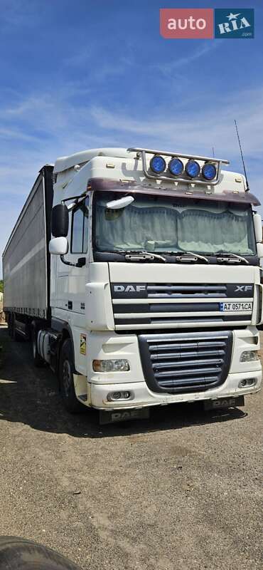 Тентованый DAF XF 105 2007 в Коломые