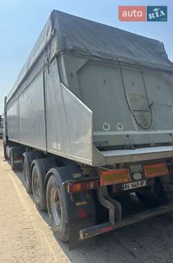 Тягач DAF XF 105 2011 в 