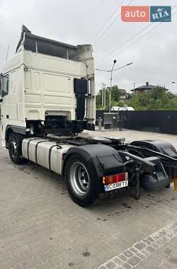 Тягач DAF XF 105 2010 в 