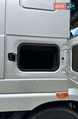 Тягач DAF XF 105 2011 в 