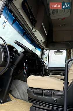 Тягач DAF XF 105 2013 в 