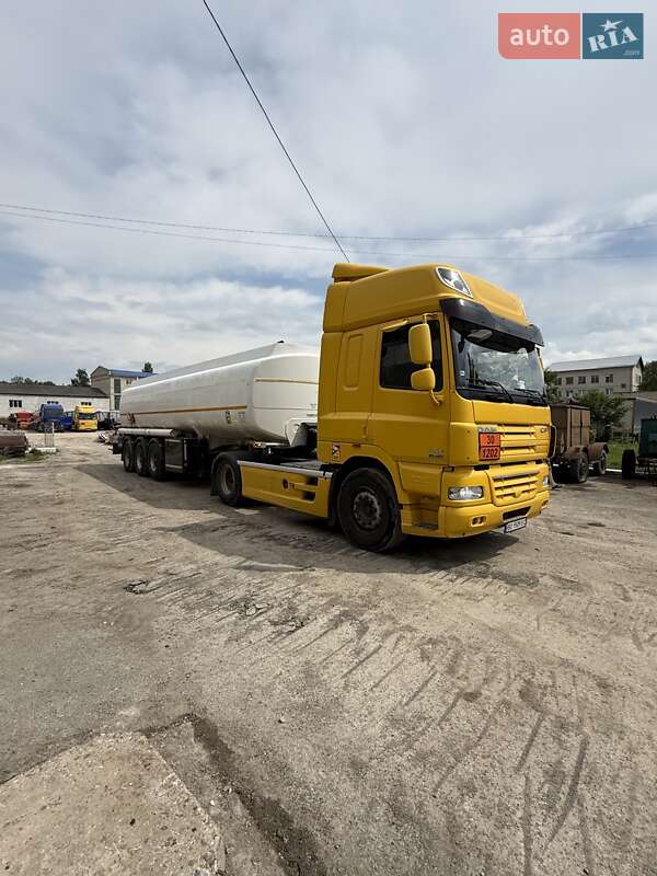Тягач DAF XF 105 2012 в Тернополе