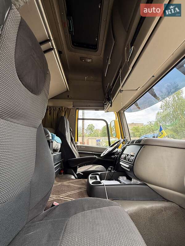 Тягач DAF XF 105 2012 в Тернополе