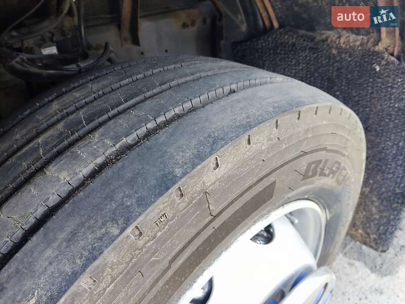 Тентованый DAF XF 105 2008 в Славуте фото 3 Тентованый DAF XF 105 2008 в Славуте