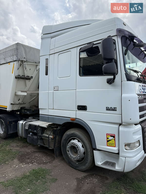 Тягач DAF XF 105 2011 в Кирнасовке
