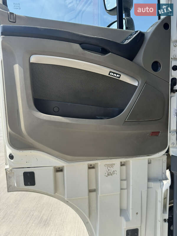 Тягач DAF XF 105 2011 в Черкассах