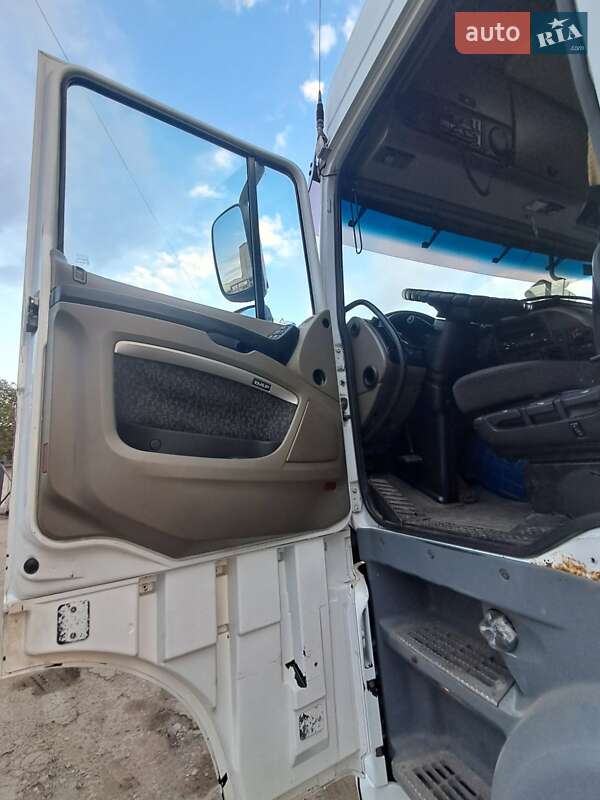 Тягач DAF XF 105 2005 в Днепре