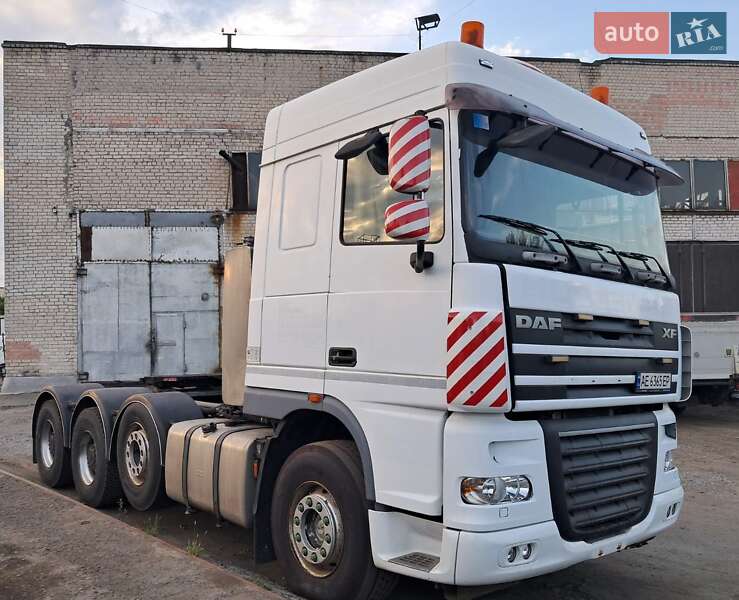 Тягач DAF XF 105 2005 в Днепре