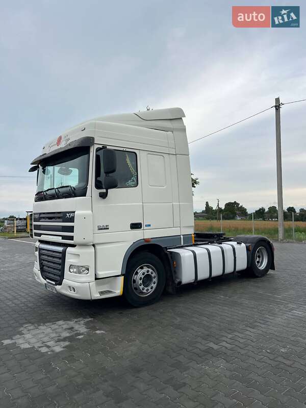 Тягач DAF XF 105 2013 в Ровно