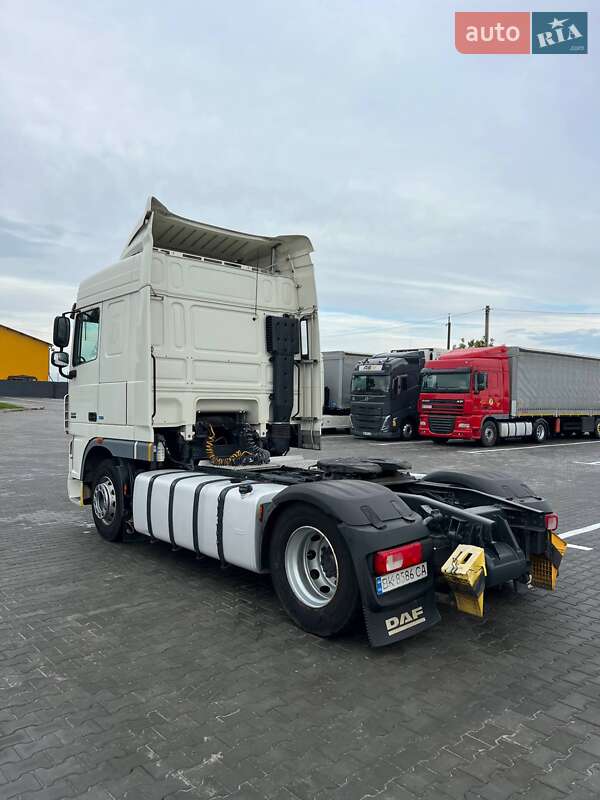Тягач DAF XF 105 2013 в Ровно