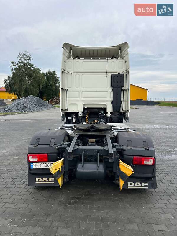 Тягач DAF XF 105 2013 в Ровно