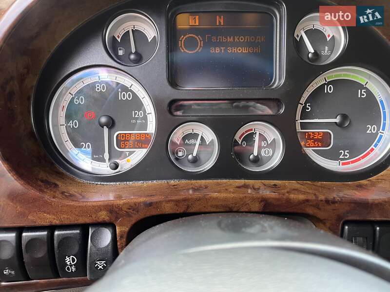 Тягач DAF XF 105 2012 в Мукачево