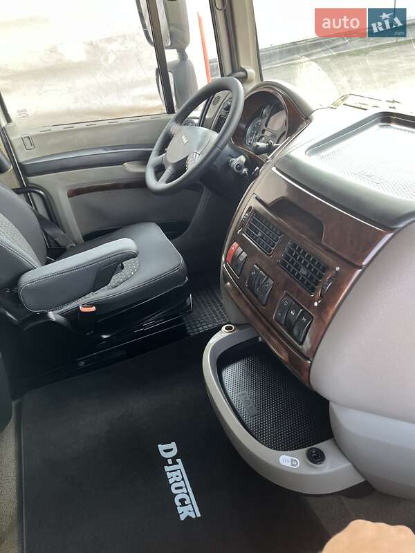 Тягач DAF XF 105 2012 в Мукачево