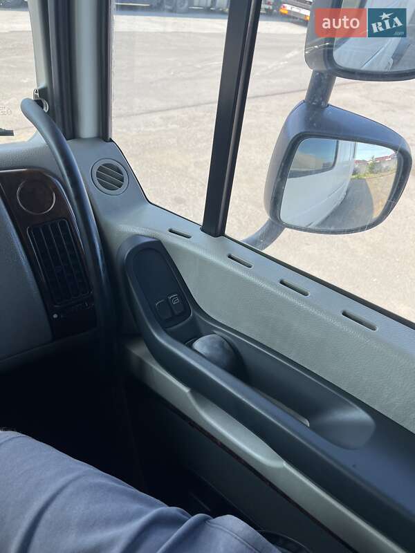 Тягач DAF XF 105 2012 в Мукачево