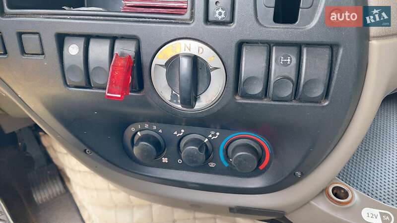 Тягач DAF XF 105 2011 в Белой Церкви