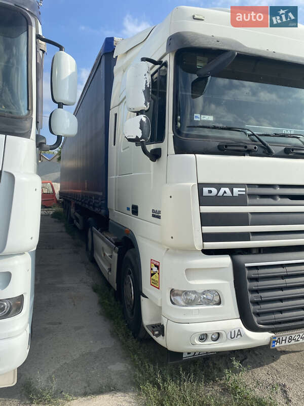 Тягач DAF XF 105 2013 в Днепре