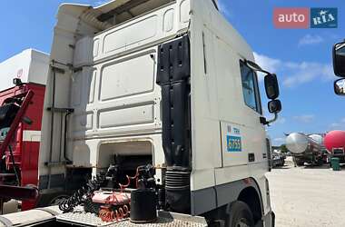 Тягач DAF XF 105 2011 в 