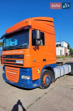 Тягач DAF XF 105 2010 в 
