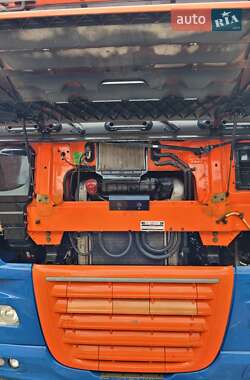 Тягач DAF XF 105 2010 в 