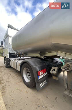Тягач DAF XF 105 2013 в 
