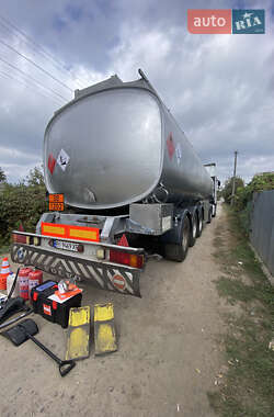 Тягач DAF XF 105 2013 в 