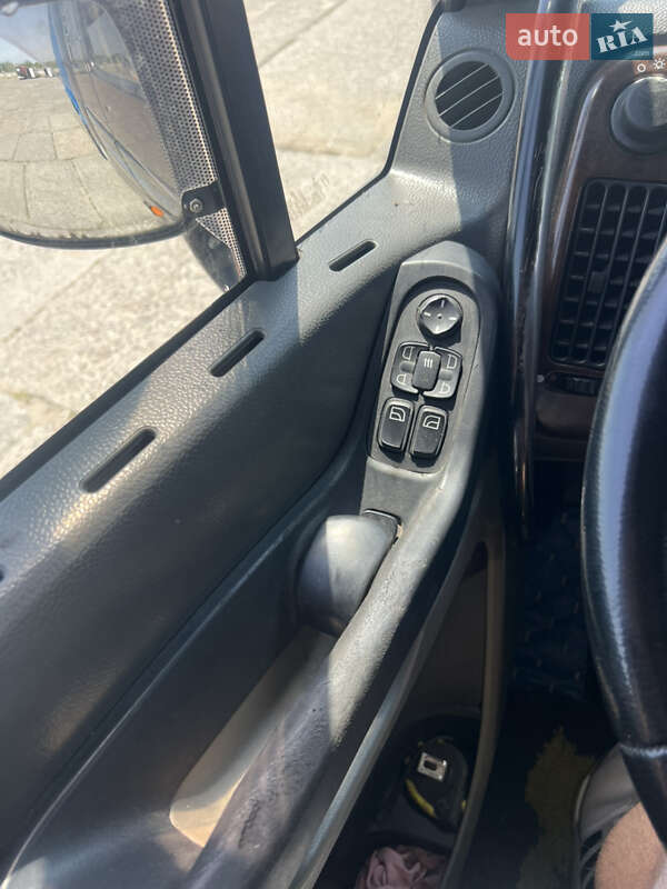 Тягач DAF XF 105 2010 в Одессе