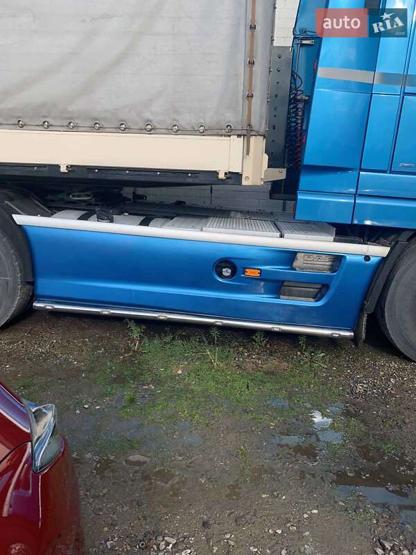 Тягач DAF XF 105 2010 в Харкові