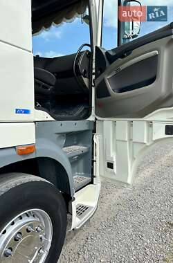 Тягач DAF XF 105 2012 в 