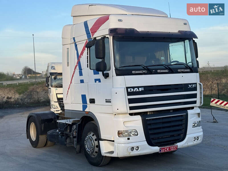 Тягач DAF XF 105 2009 в Тернополе