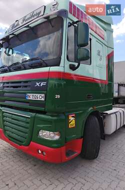 Тягач DAF XF 105 2009 в Сарнах