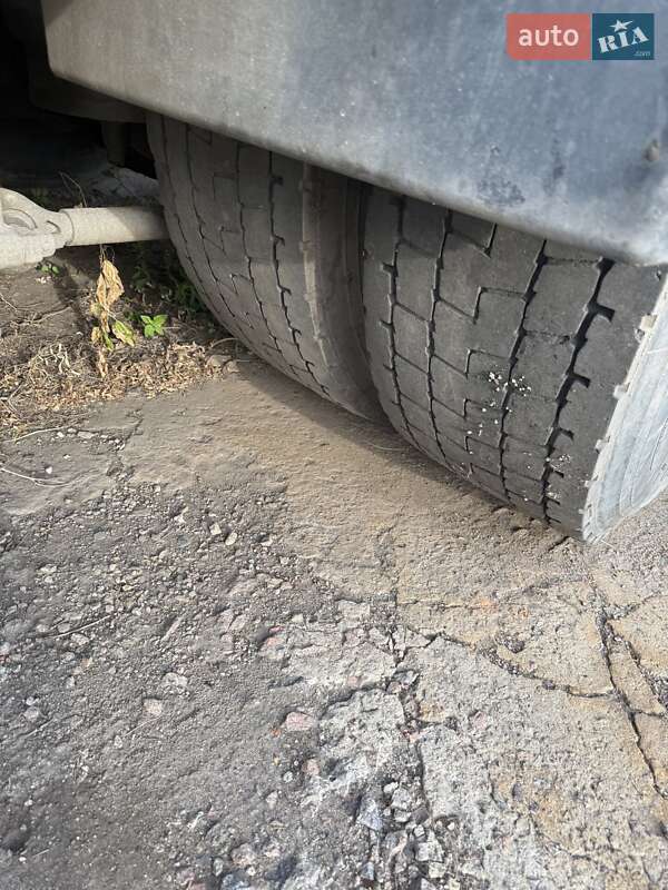 Зерновоз DAF XF 105 2005 в Пирятине