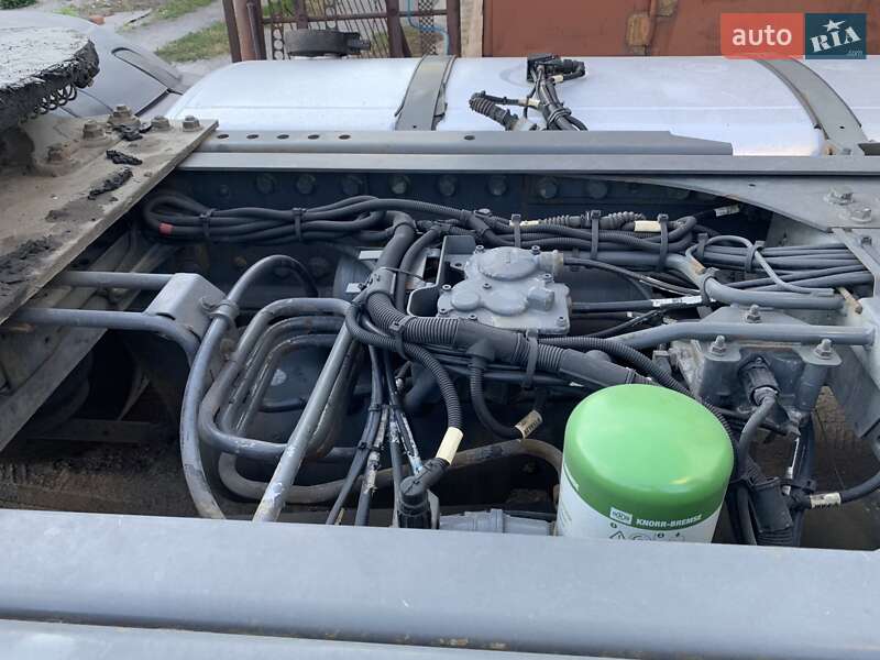 Тягач DAF XF 105 2012 в Запорожье