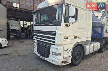 Тягач DAF XF 105 2008 в Дніпрі